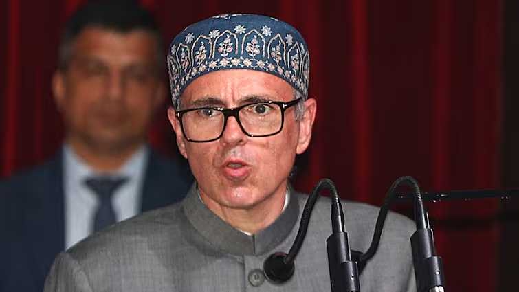 माखन दीन और वसीम अहमद मल्‍ला की मौत की जांच हो : उमर अब्दुल्ला